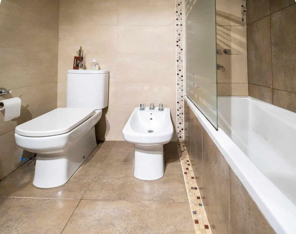 VENTA CASA BAIGORRIA 4 DORMITORIOS PARQUE Y PILETA 4