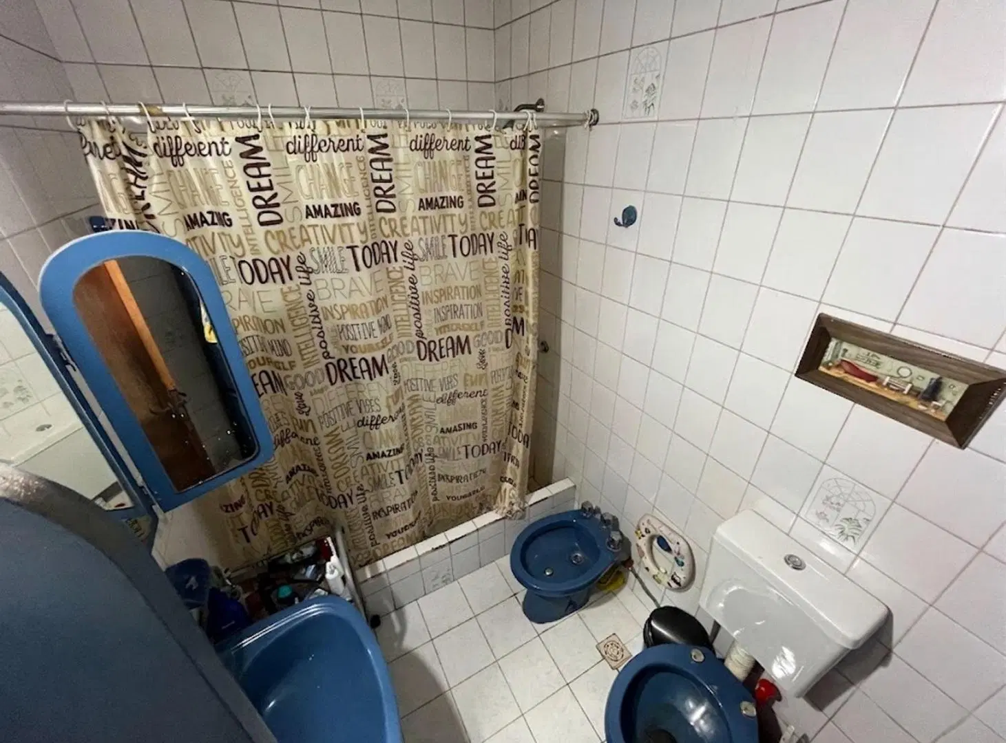 CASA EN VENTA 4 DORMITORIOS BARRIO JORGE CURA 5