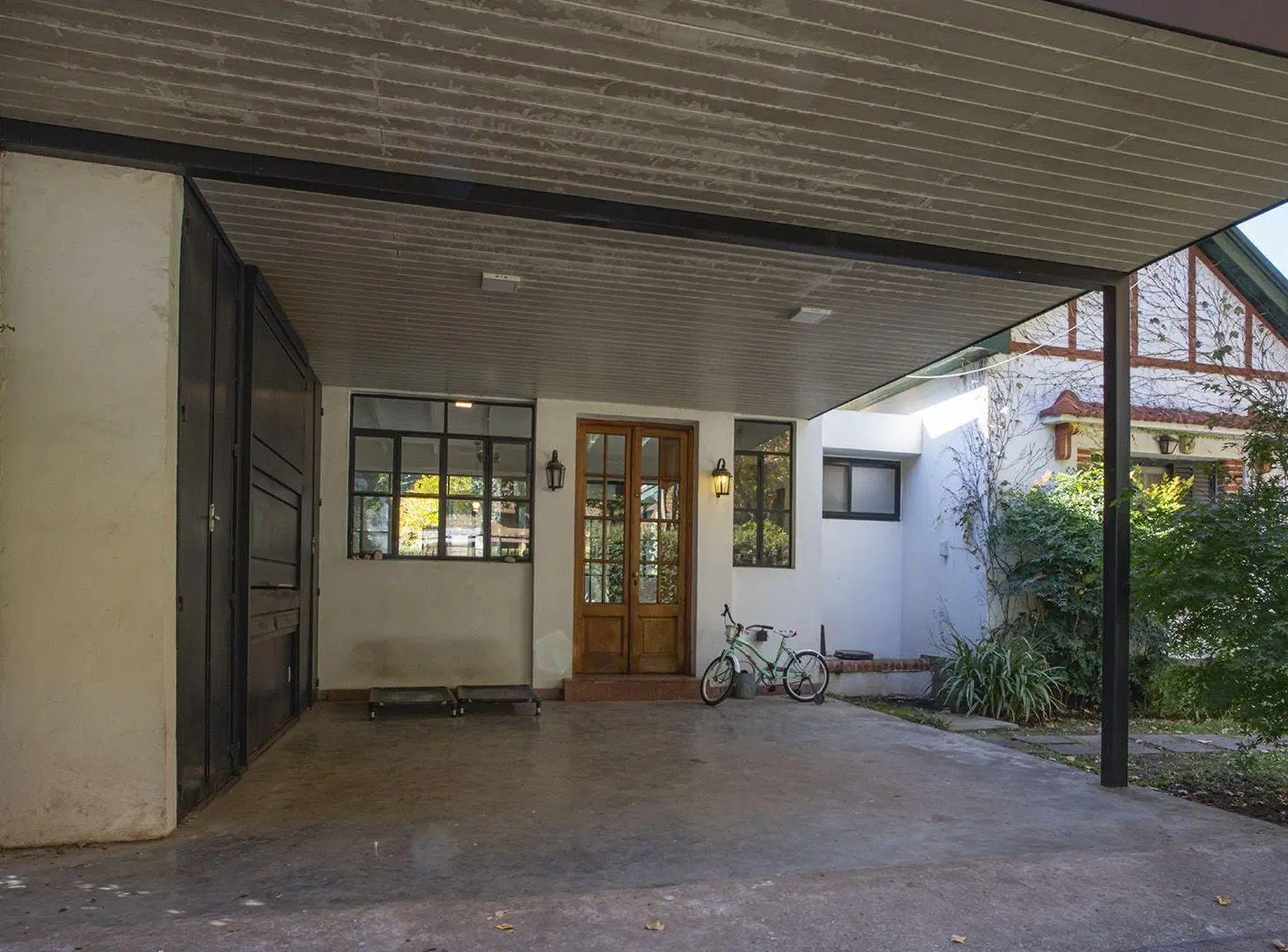 VENTA CASA 3 DORMITORIOS FISHERTON CON PILETA 5