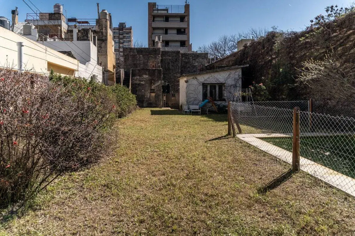 CASA A RECICLAR EN VENTA REP DE LA SEXTA 2