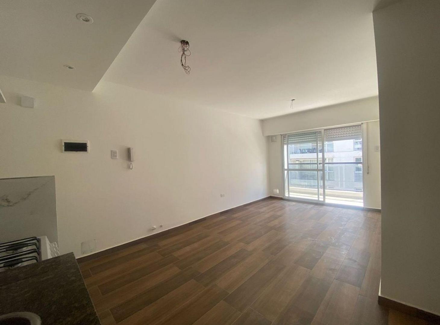 Foto de DEPARTAMENTO EN VENTA 1 DORMITORIO FRENTE BALCON, imagen 4