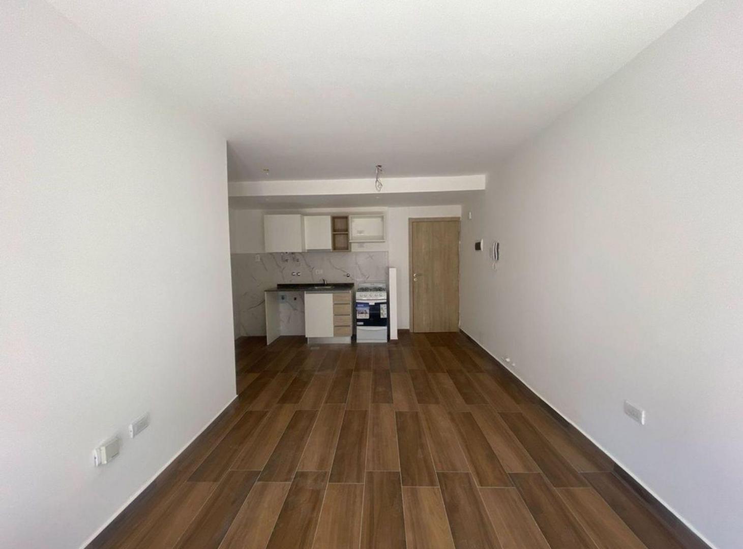 Foto de DEPARTAMENTO EN VENTA 1 DORMITORIO FRENTE BALCON, imagen 2