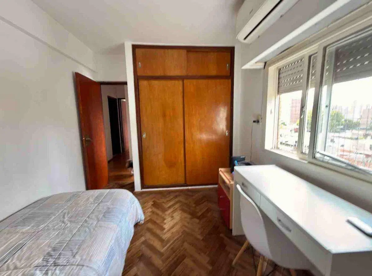 DEPARTAMENTO EN ALQUILER 2 DORMITORIOS + COMODIN 4