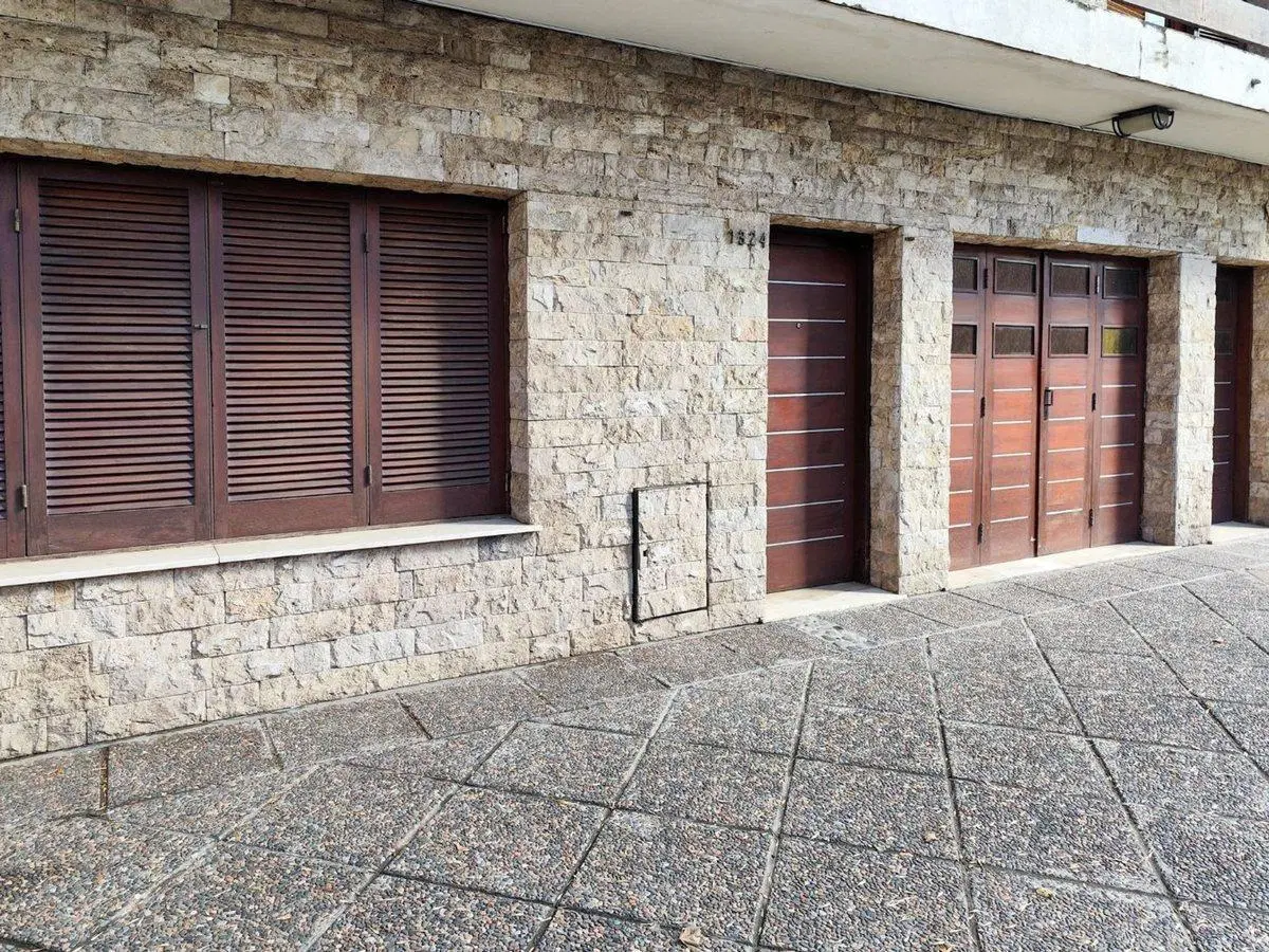 CASA EN VENTA 4 DORMITORIOS ECHESORTU 5