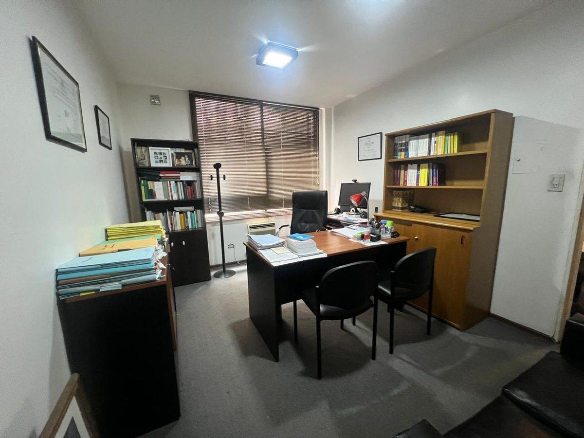 Foto de EN VENTA OFICINA ZONA CENTRO, imagen 4