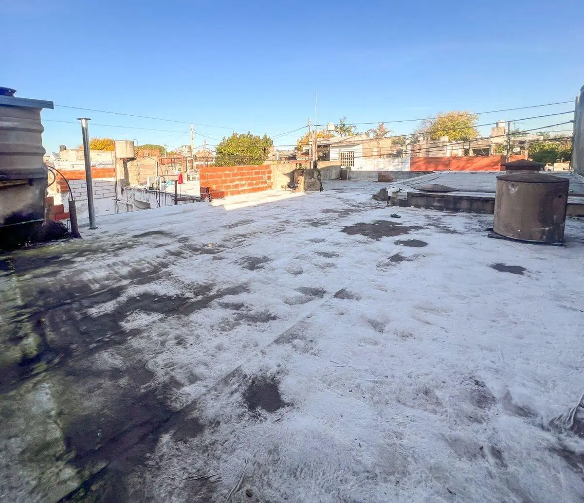 CASA A RECICLAR BARRIO LAS DELICIAS 8