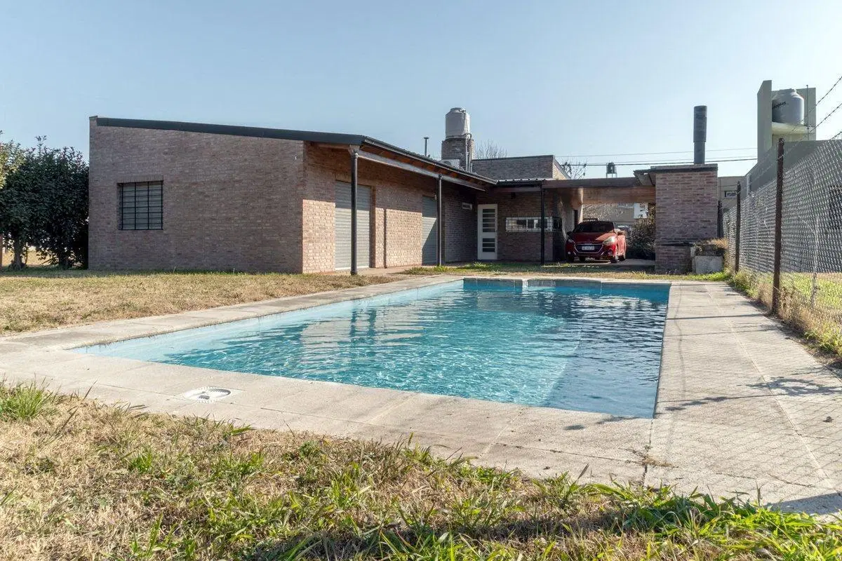 CASA EN VENTA 3 DORMITORIOS ACEQUIAS DEL AIRE 5