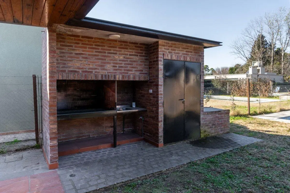 CASA EN VENTA 3 DORMITORIOS ACEQUIAS DEL AIRE 8