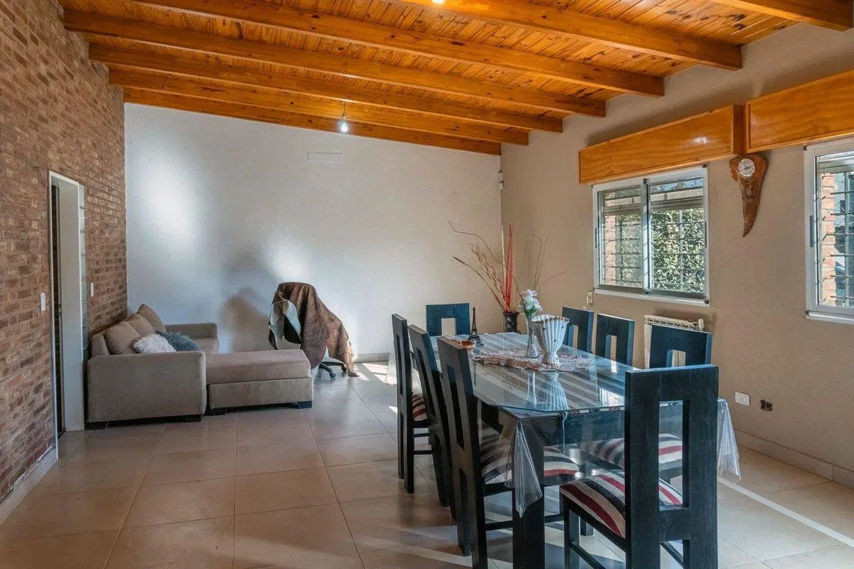 CASA EN VENTA 3 DORMITORIOS ACEQUIAS DEL AIRE 3