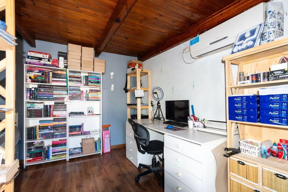 CASA Y GALPÓN EN VENTA BARRIO PARQUE CASA 5