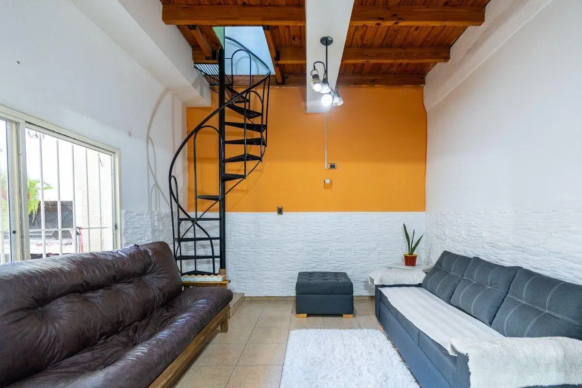 CASA Y GALPÓN EN VENTA BARRIO PARQUE CASA 4