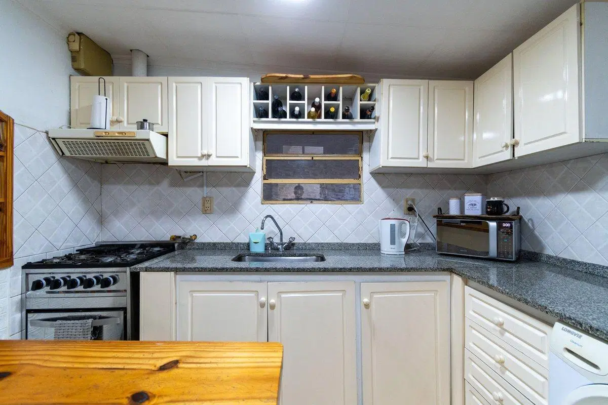 CASA Y GALPÓN EN VENTA BARRIO PARQUE CASA 3