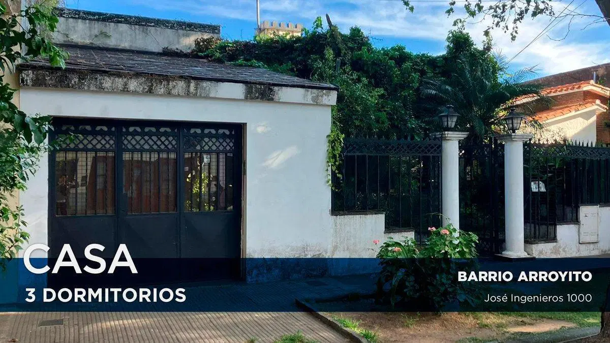 CASA EN VENTA 3 DORMITORIOS CON PILETA ARROYITO 4
