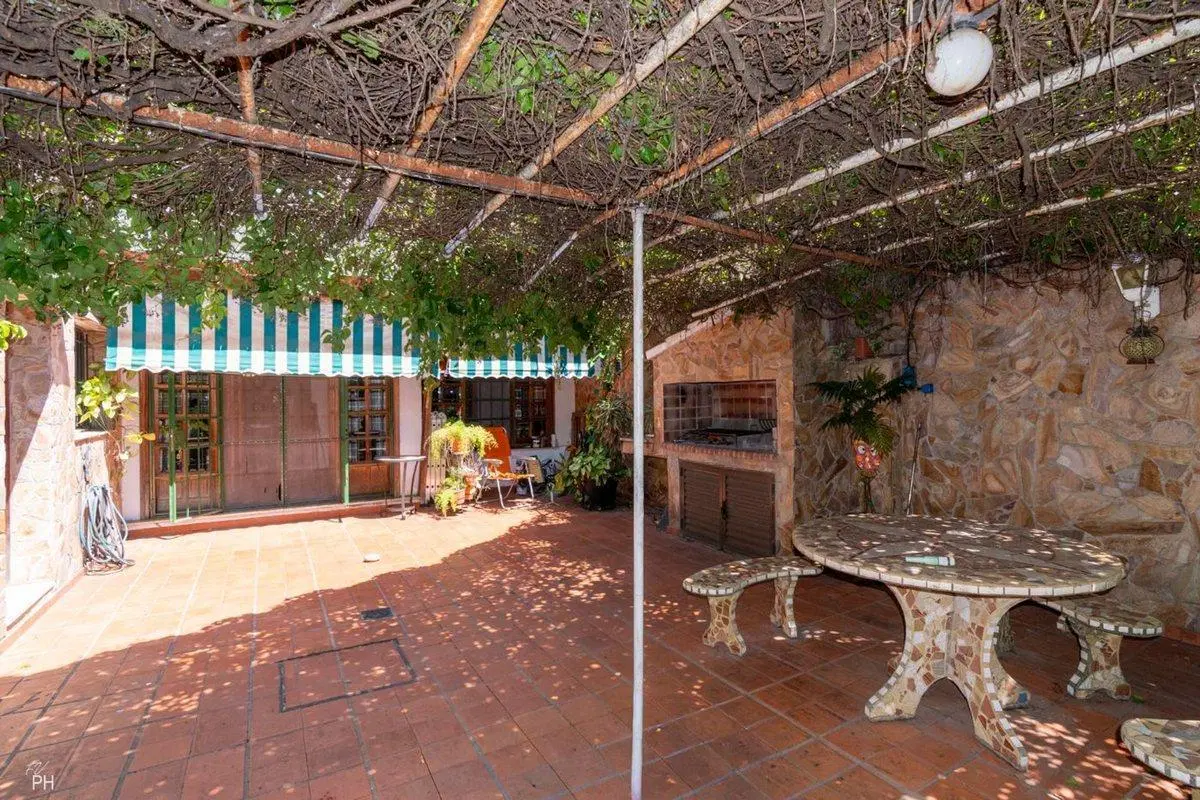 CASA EN VENTA REP DE LA SEXTA TRES DORMITORIOS 2