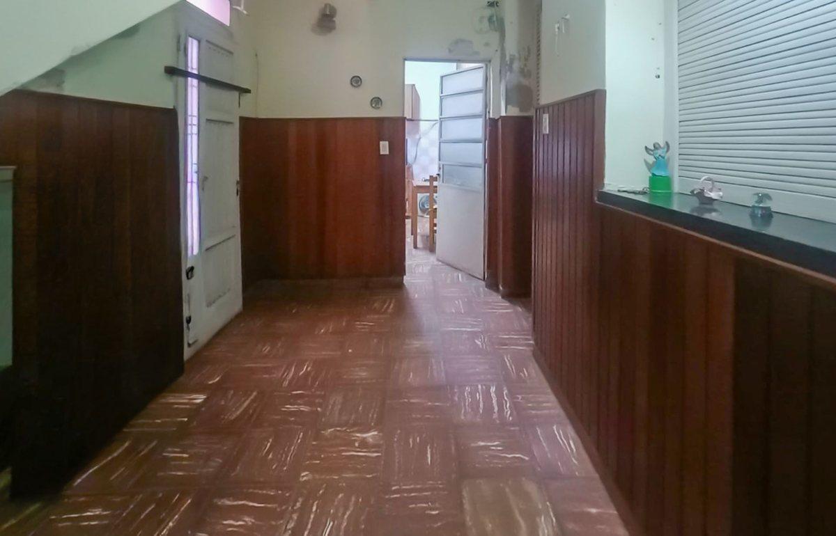 Foto de VENTA -DEPARTAMENTO PLANTA BAJA 2 DORMITORIOS, imagen 2