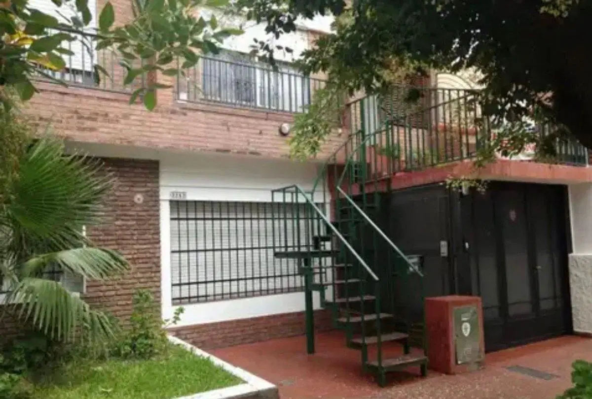 CASA EN VENTA 2 DORMITORIOS LA FLORIDA 8