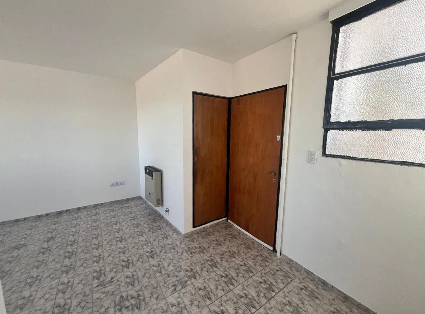DEPTO 1 DORMITORIO EN VENTA BARRIO ECHESORTU 3