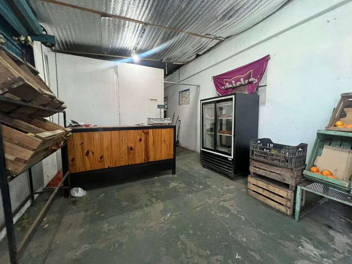 VENTA CASA DOS DORMITORIOS  BARRIO TIRO SUIZO. 5