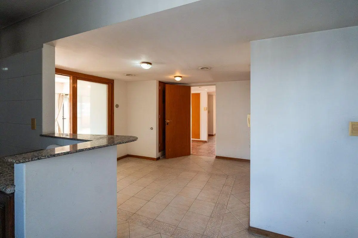 DEPARTAMENTO EN VENTA 3 DORMITORIOS COCHERA CENTRO 8