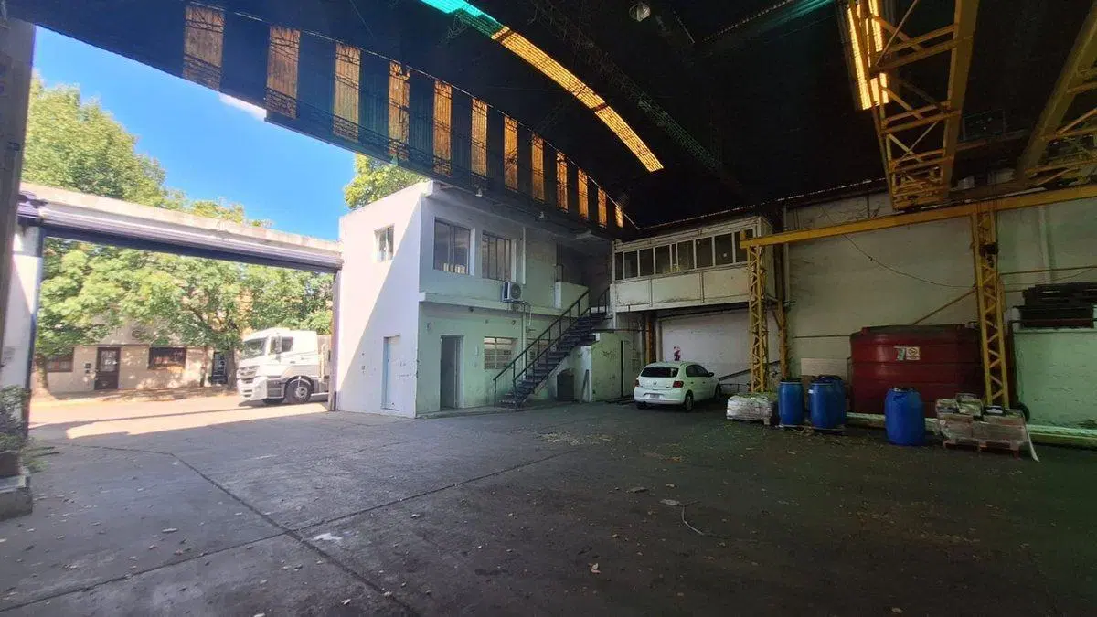 GALPÓN EN VENTA 8