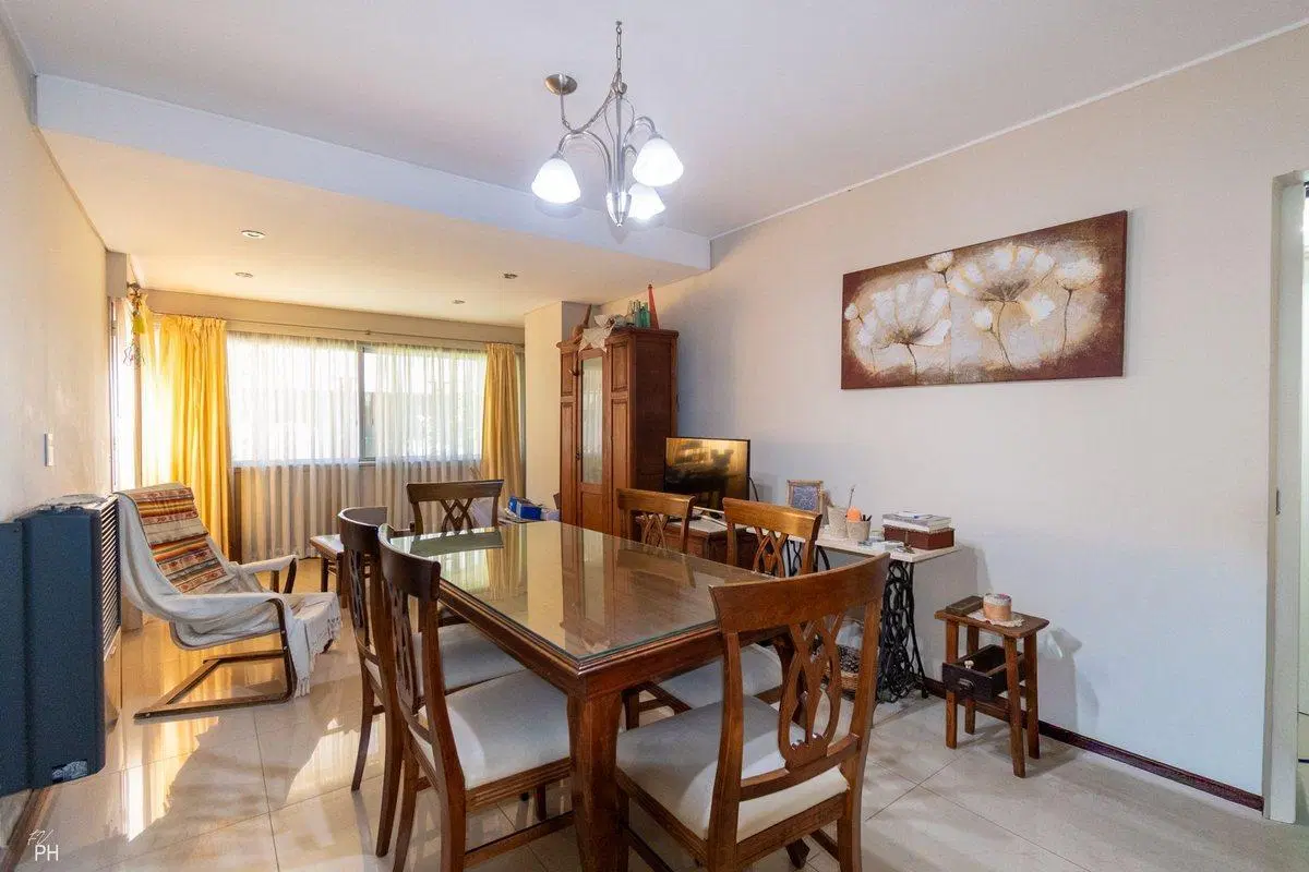 DEPARTAMENTO EN VENTA CENTRO DOS DORMITORIOS 4