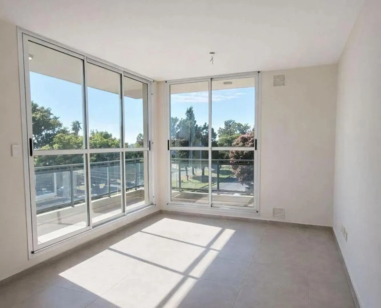 VENTA DEPARTAMENTO 2 DORMITORIOS BALCON ESTRENAR 4