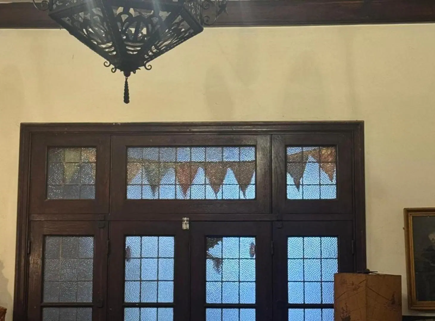 CASA EN VENTA 5 DORM. CON PATIO BARRIO LOURDES 3
