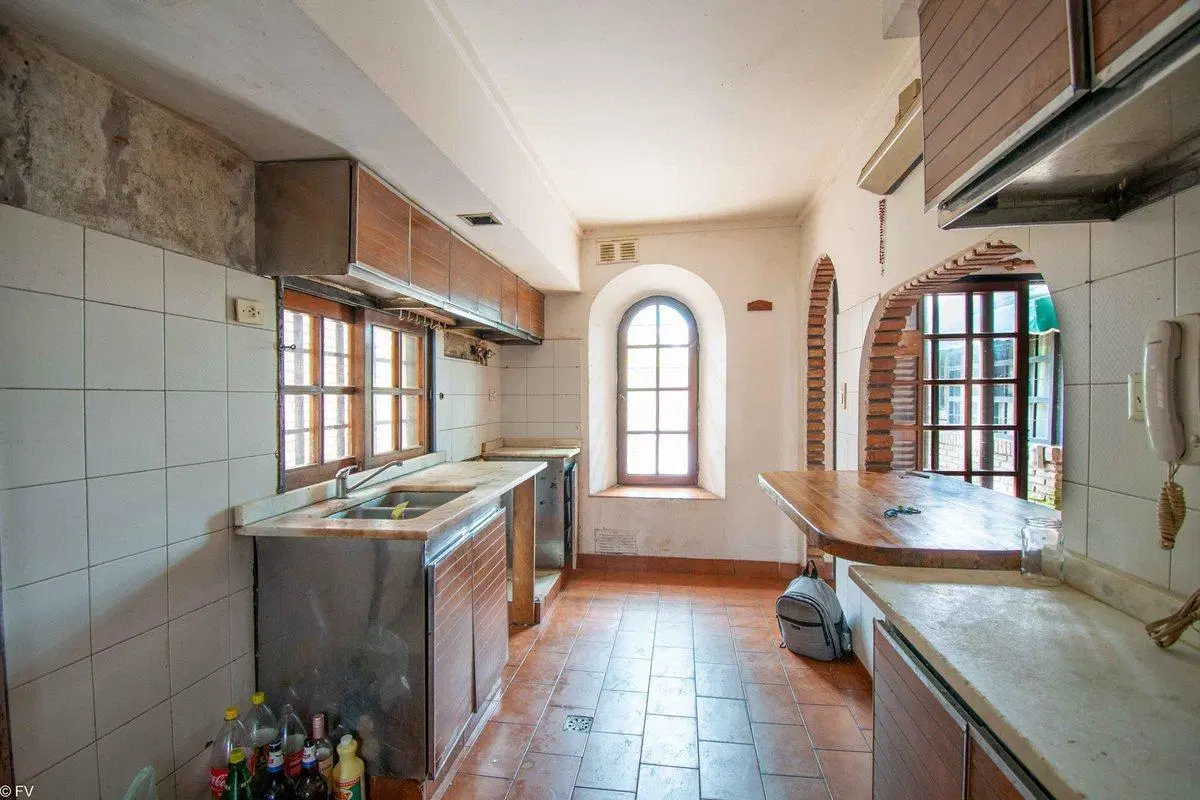 CASA EN VENTA 4 DORMITORIOS LA FLORIDA 8