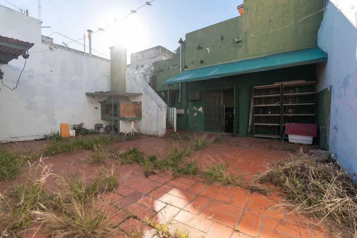 CASA EN VENTA PARA CONSTRUCTORA-FINES COMERCIALES 2