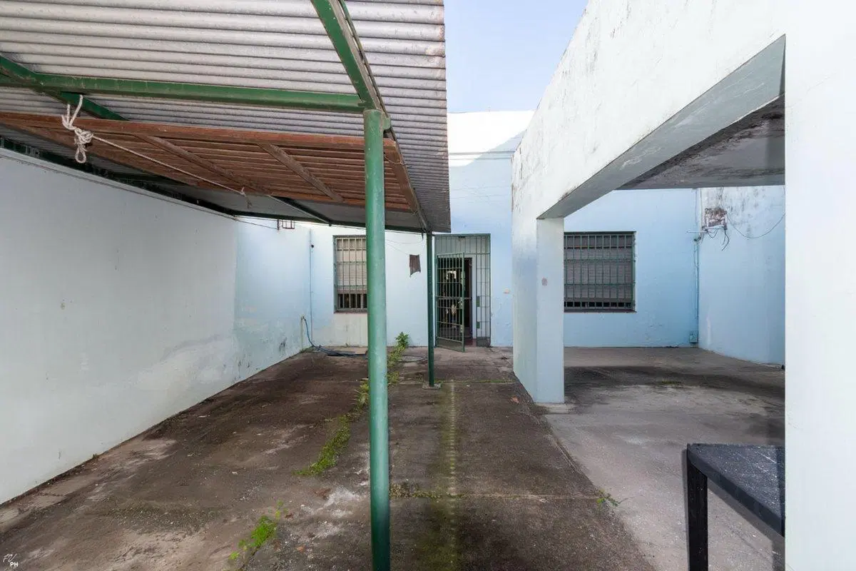 CASA EN VENTA PARA CONSTRUCTORA-FINES COMERCIALES 3
