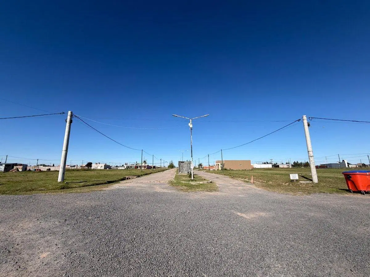 LOTE 8  400M2 - Altos del Piñero 4