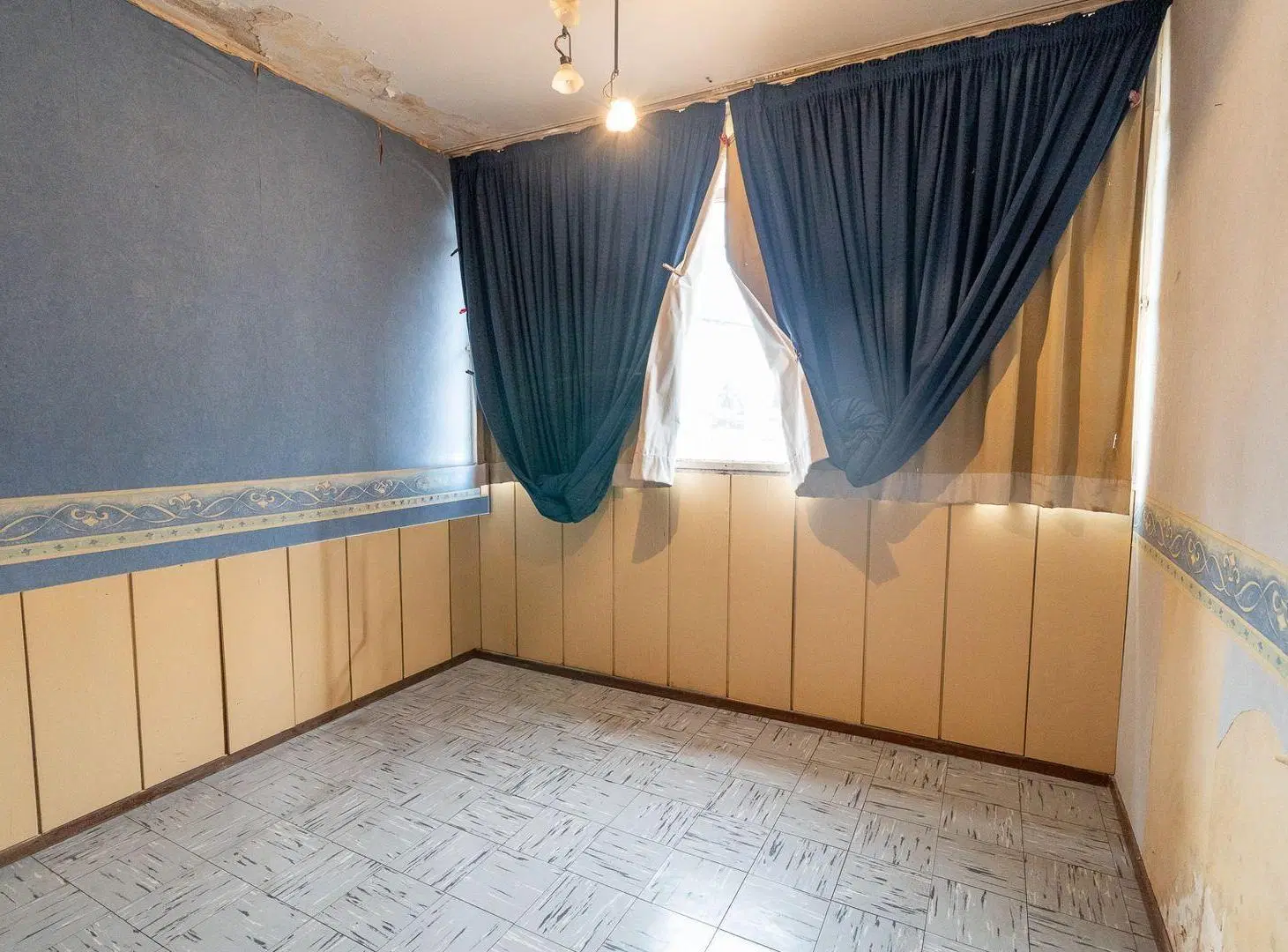 VENTA CASA 4 DORMITORIOS CON COCHERA SALADILLO 3