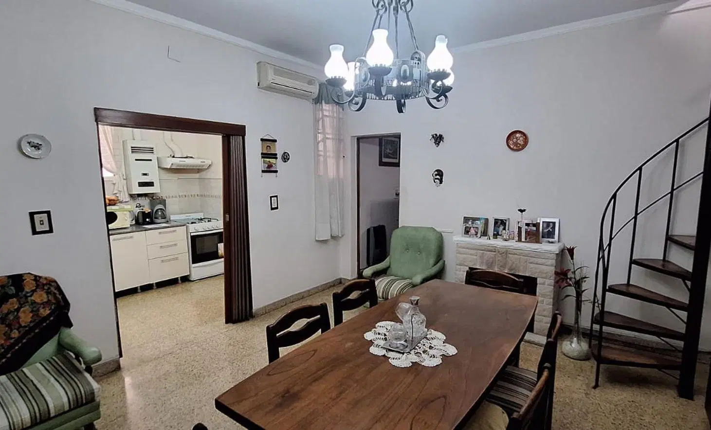 VENTA DEPARTAMENTO DE PASILLO EN PICHINCHA 4