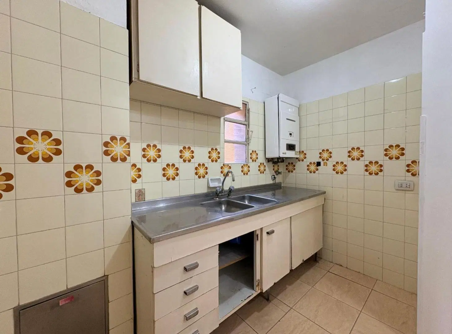 DEPARTAMENTO EN ALQUILER 1 DORMITORIO POR ESCALERA 8