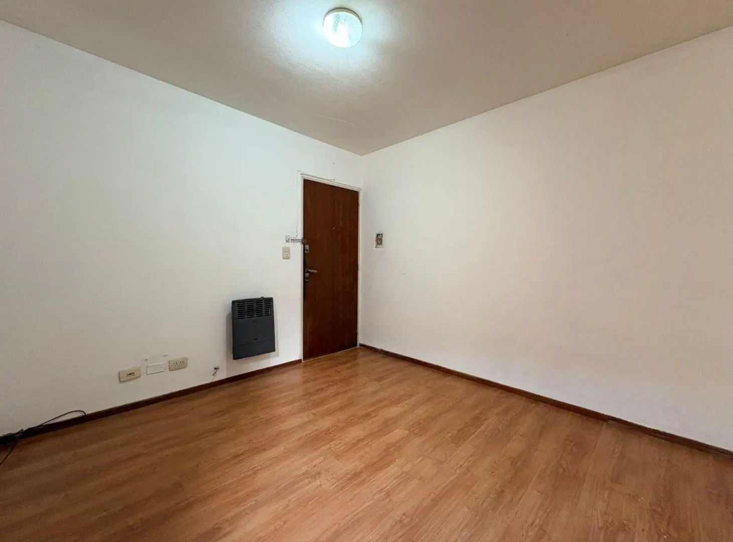 DEPARTAMENTO EN ALQUILER 1 DORMITORIO POR ESCALERA 4