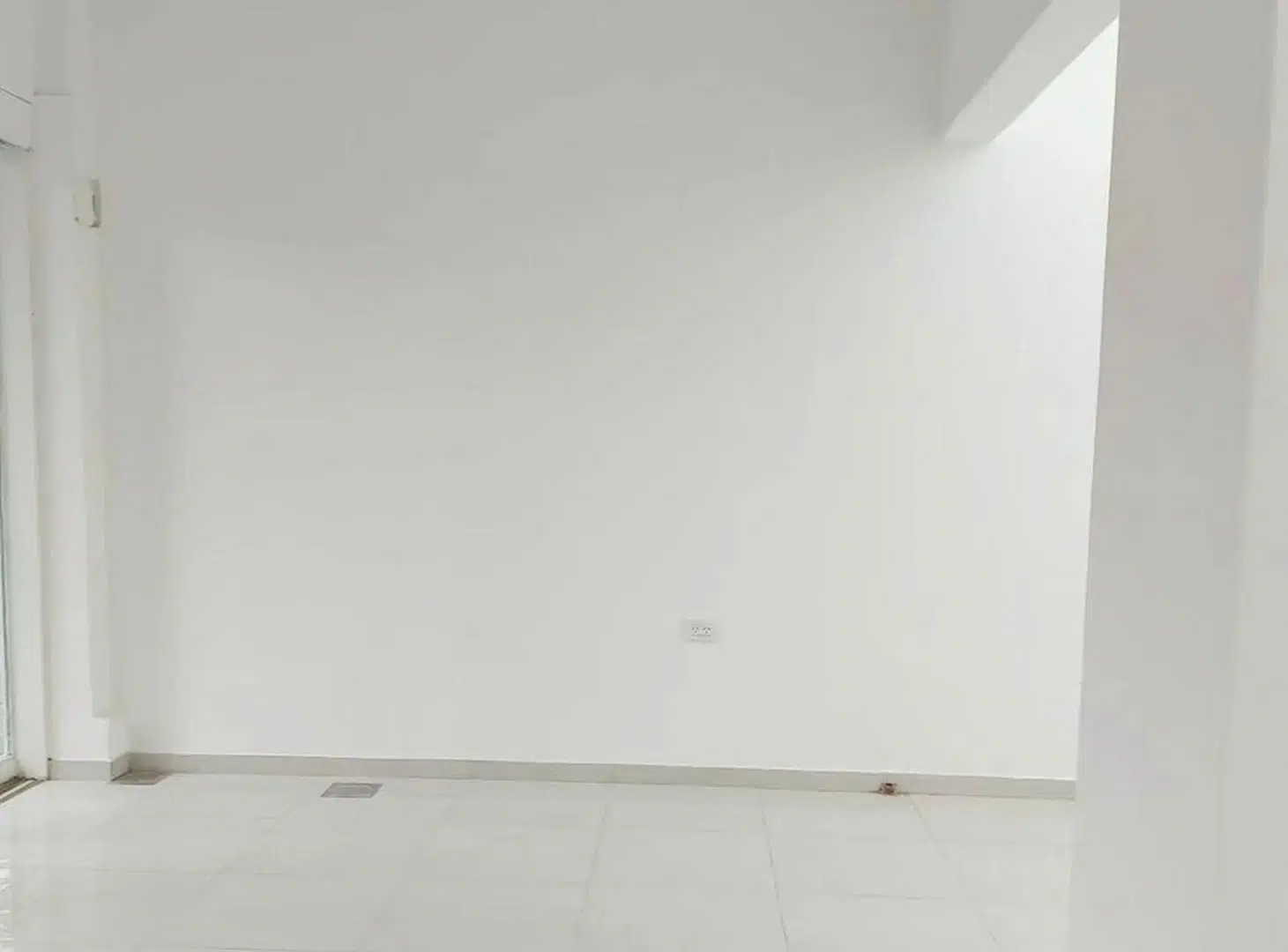 VENTA LOCAL COMERCIAL ABASTO 3