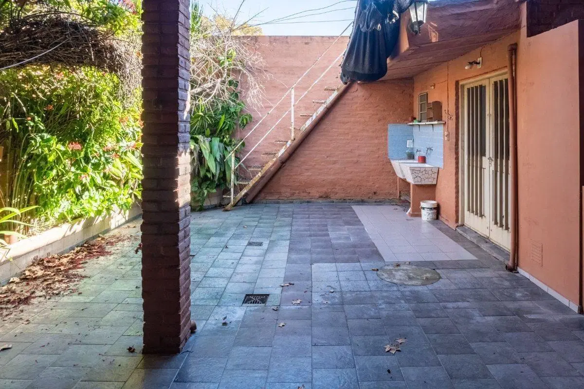 VENTA CASA BELGRANO TRES DORMITORIOS 2