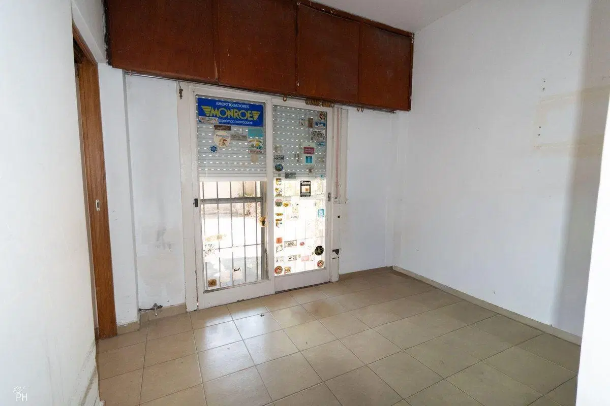 CASA 4 DORMITORIOS VENTA LA FLORIDA CON COCHERA 5
