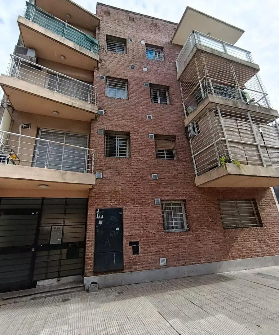 VENTA DEPARTAMENTO 2 DORMI BALCON URQUIZA 3600 4