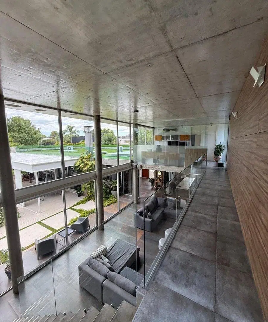 CASA EN VENTA KENTUCKY CLUB DE CAMPO 4 DORMITORIOS 8