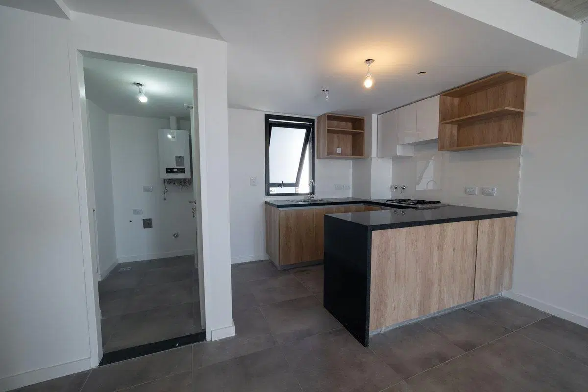 DEPARTAMENTO EN VENTA DOS DORMITORIOS CENTRO 8