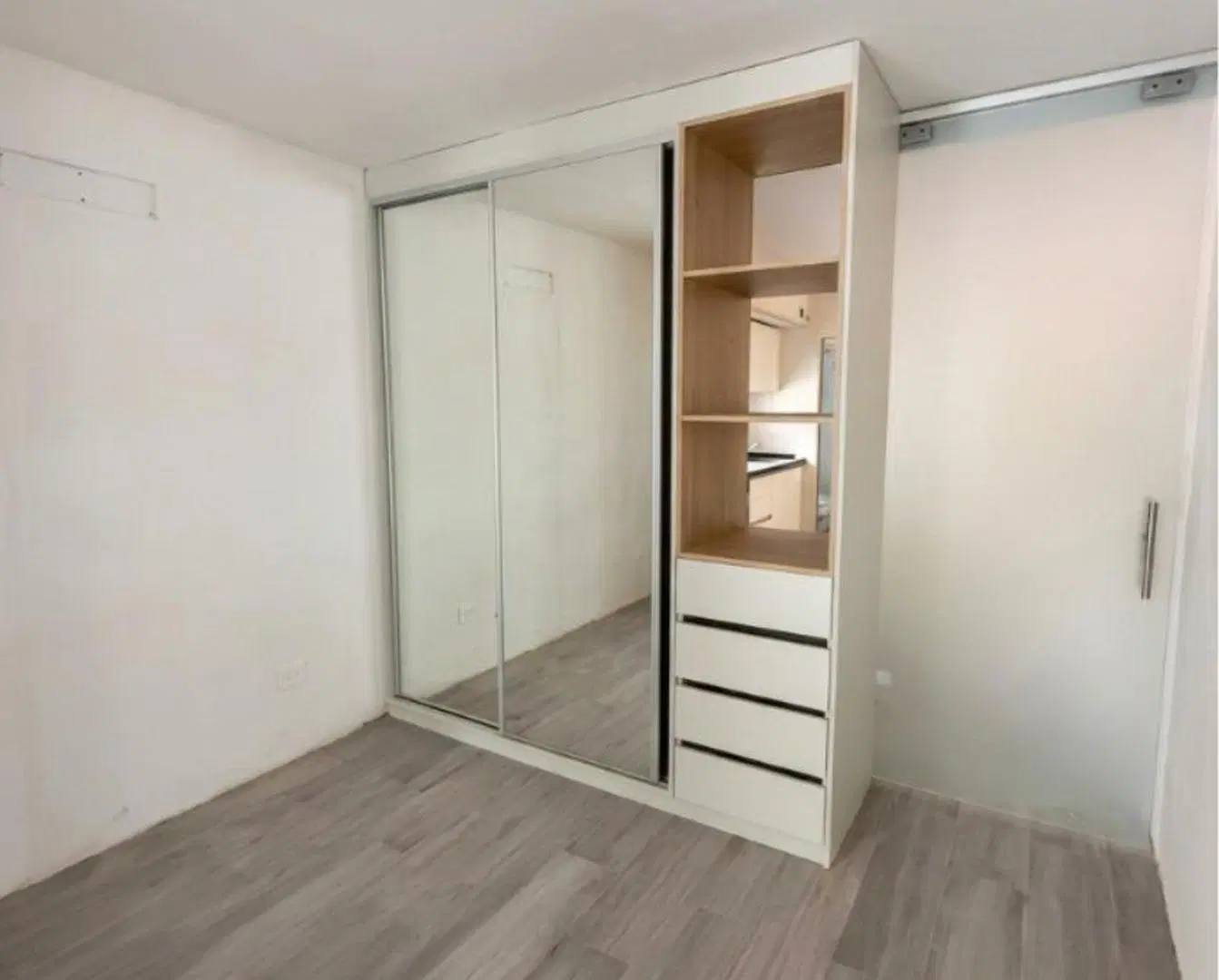 DEPARTAMENTO 1 AMBIENTE DIVIDIDO CON BALCÓN CENTRO 2
