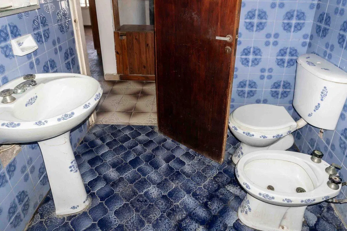 Importante casa en G. Baigorria en esquina 8