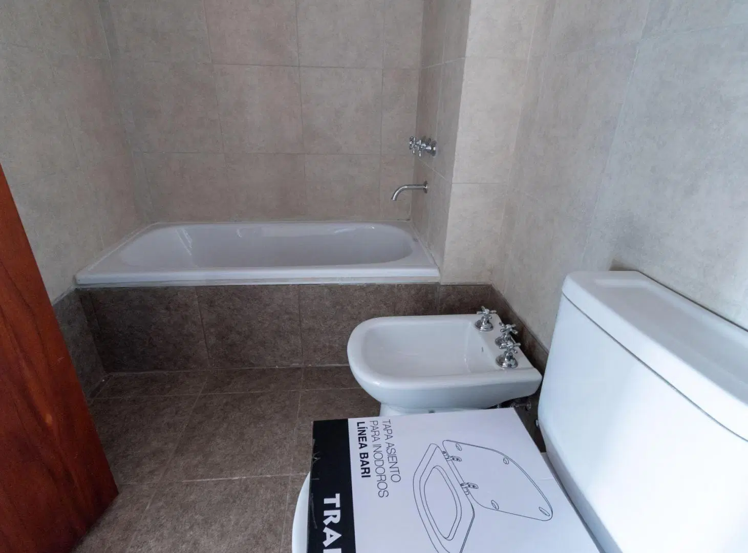 DEPARTAMENTO VENTA MONOAMBIENTE CON BALCON MARTIN 8