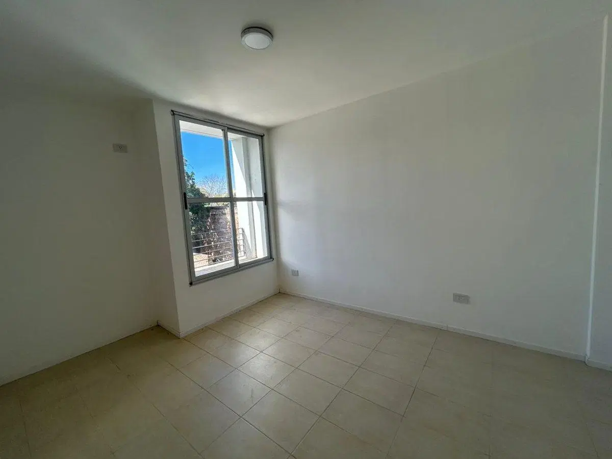 VENTA DEPTO. 1 DORM  CON COCHERA  G. BAIGORRIA 8