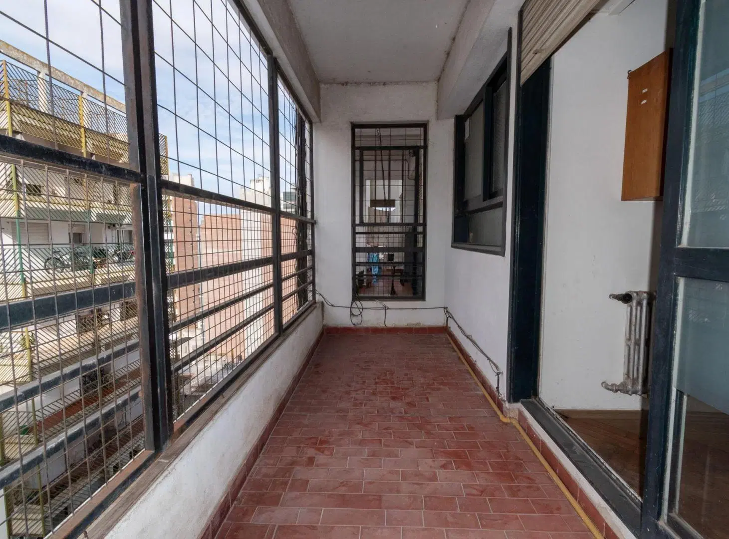 VENTA DEPARTAMENTO 2 DORMITORIOS Y AMPLIO BALCON 4