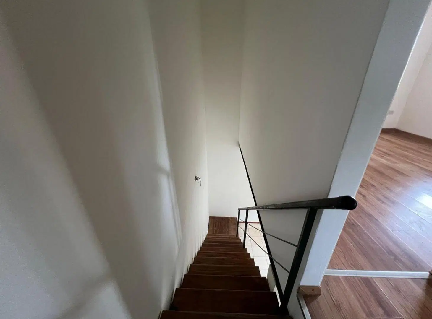 VENTA DUPLEX DOS DORMITORIOS ECHESORTU 4