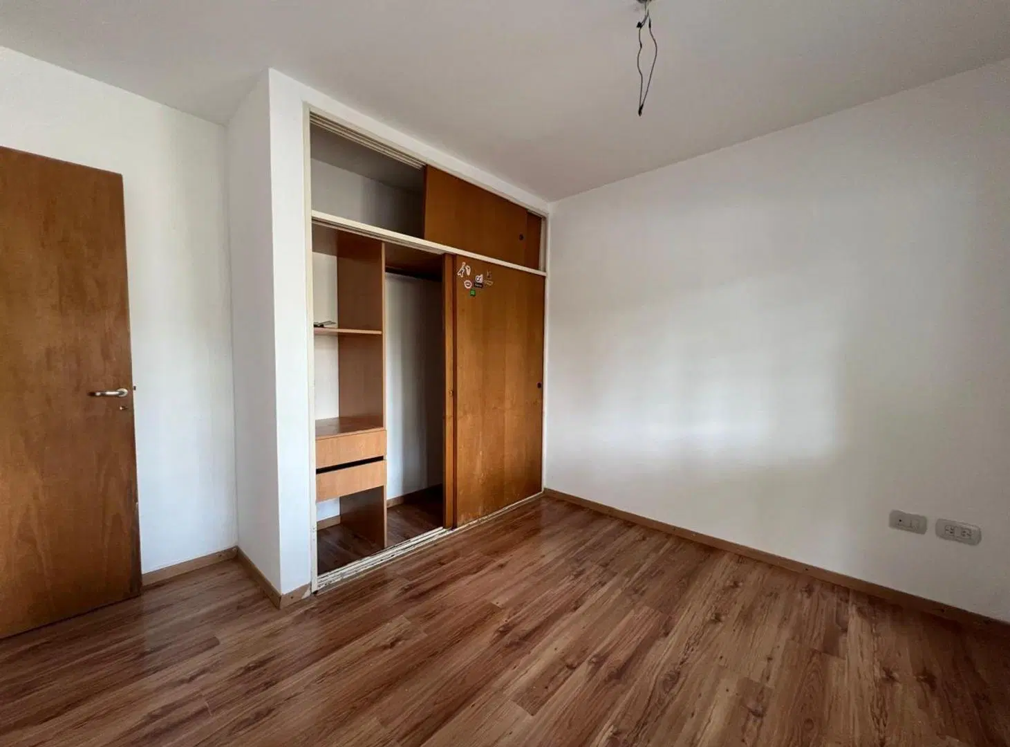 VENTA DUPLEX DOS DORMITORIOS ECHESORTU 3