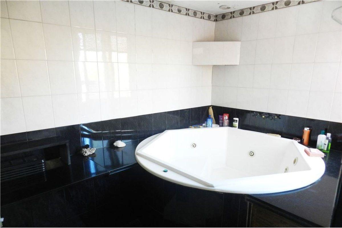 Foto de VENTA CASA 4 DORMITORIOS-APTO CREDITO BARRIO CURA, imagen 5