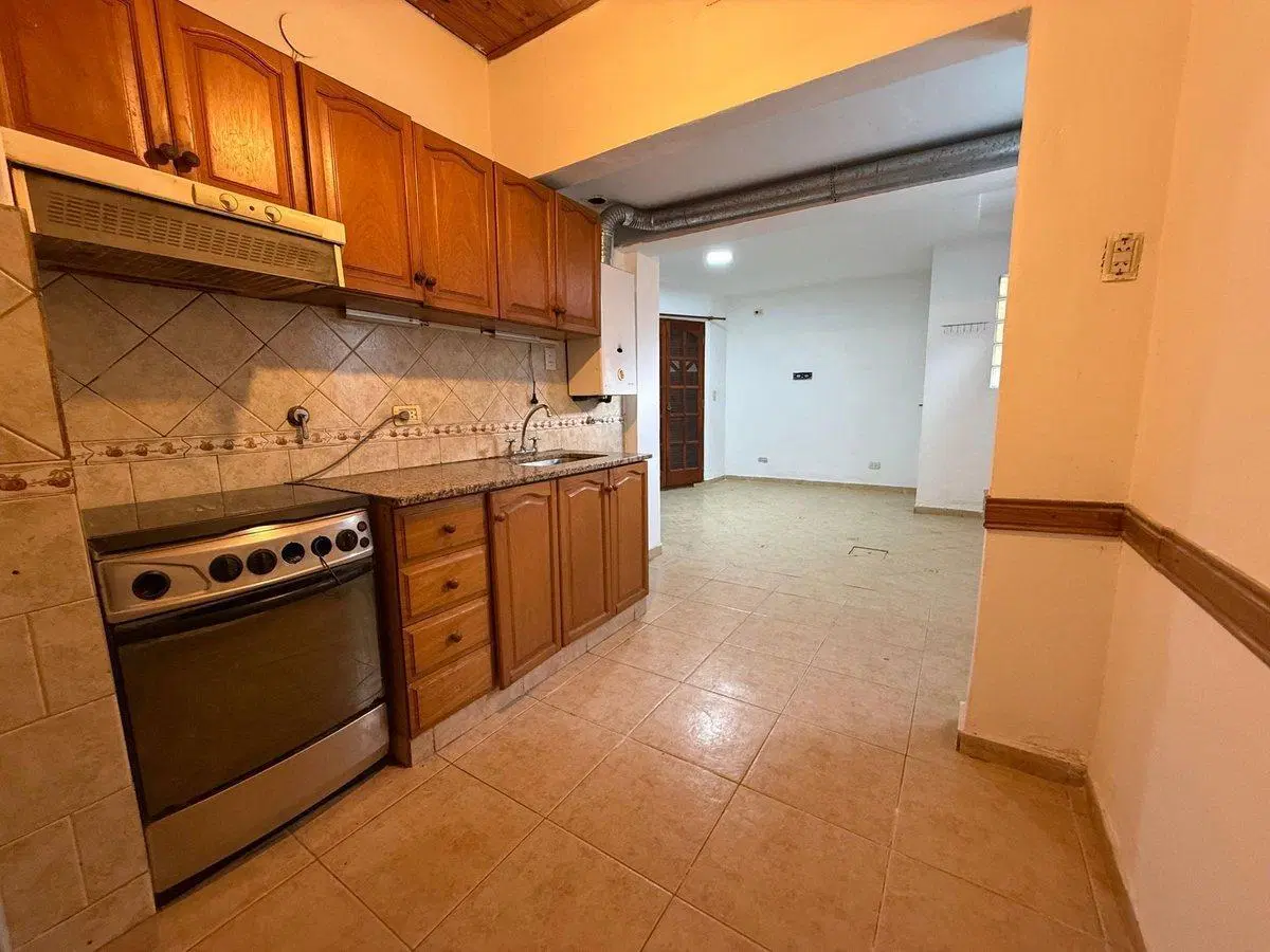 CASA EN VENTA 2 DORMITORIOS, BARRIO BELGRANO 2